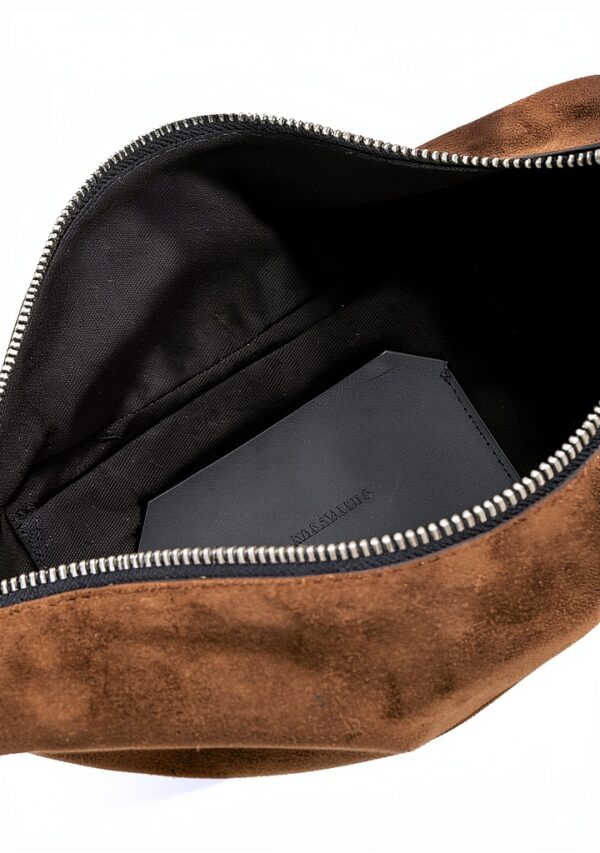 Sac à bandoulière AllSaints Luna en daim marron fango – modèle W350XD-2